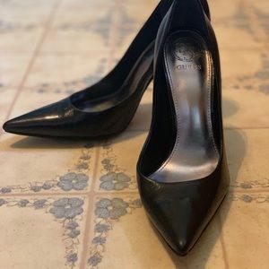 Guess Black Pumps